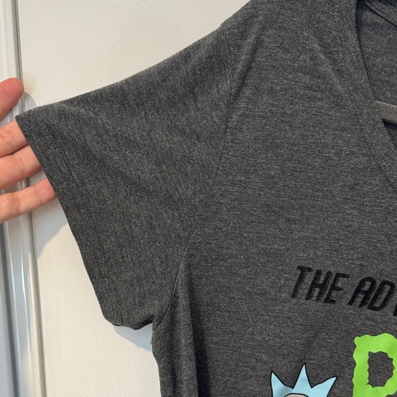 Rick and Morty dark gray shirt - Picture 5 of 11